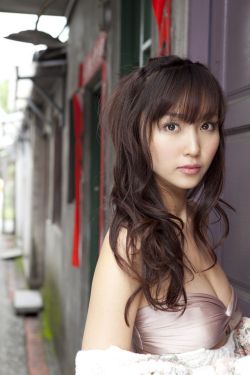 孙菲菲踩裙门全套图